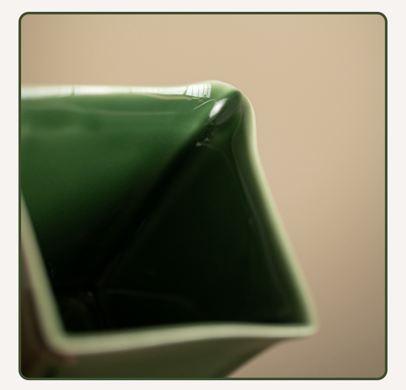 Green Celadon Quadrilateral Pitcher 200ml