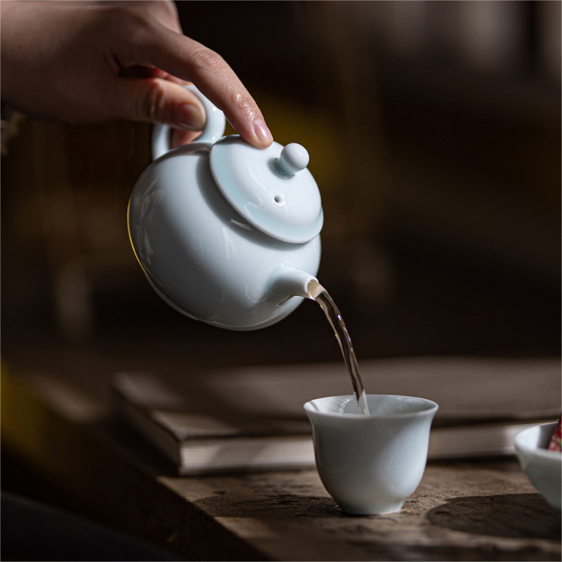 Shadow Green Porcelain Teapot 160ml