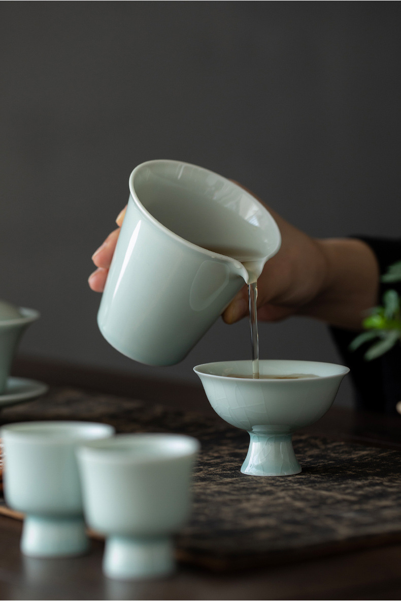 Minimal Style Fair Cup, Lake Cyan/Lime White Tea Pitcher 200ml