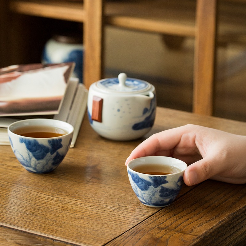 Blue and White Porcelain Travel Tea Set, 1 Teapot+2 Cups