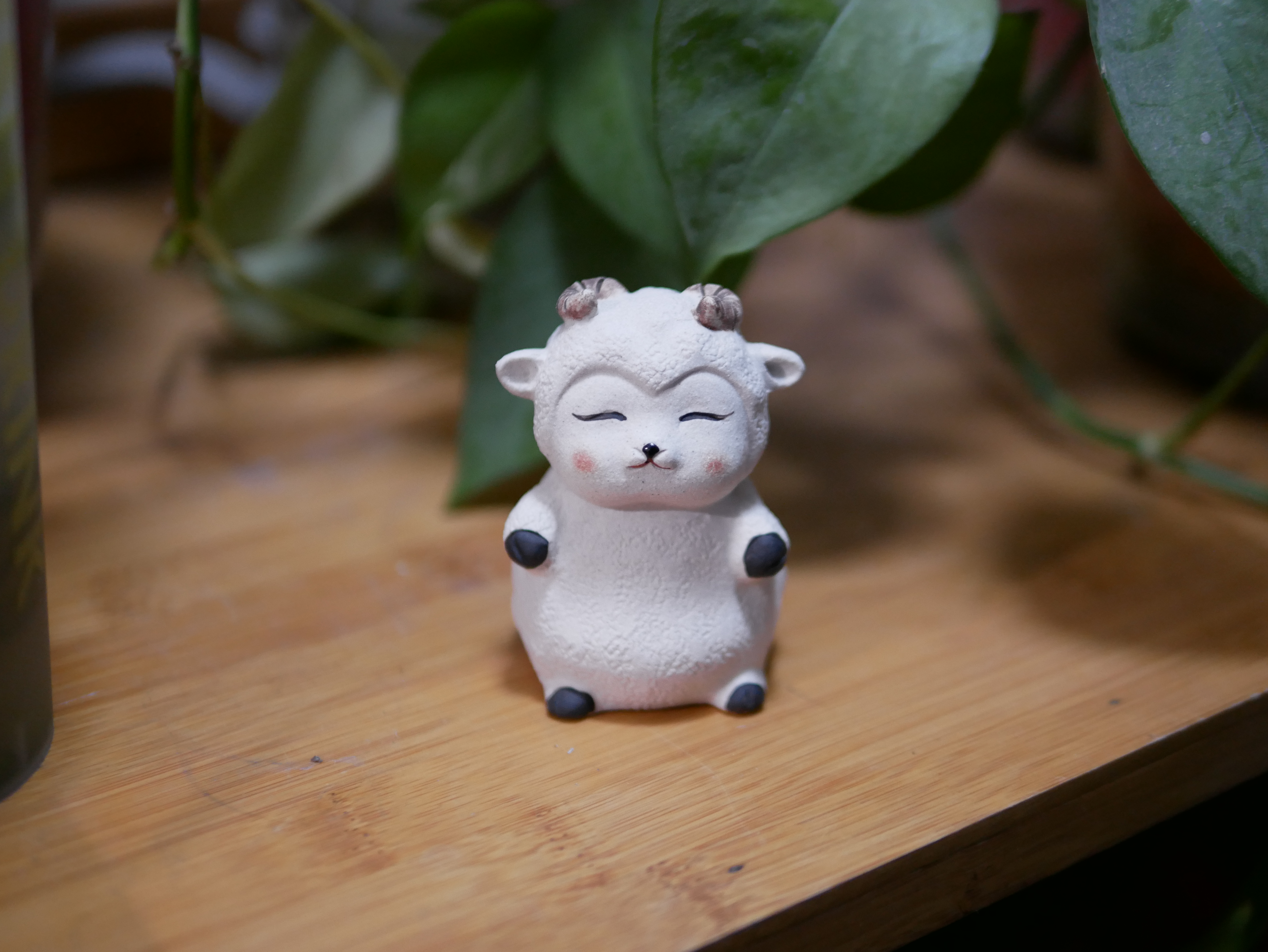 Soft Sheep Figurine, Ceramic Sheep Tea Pet