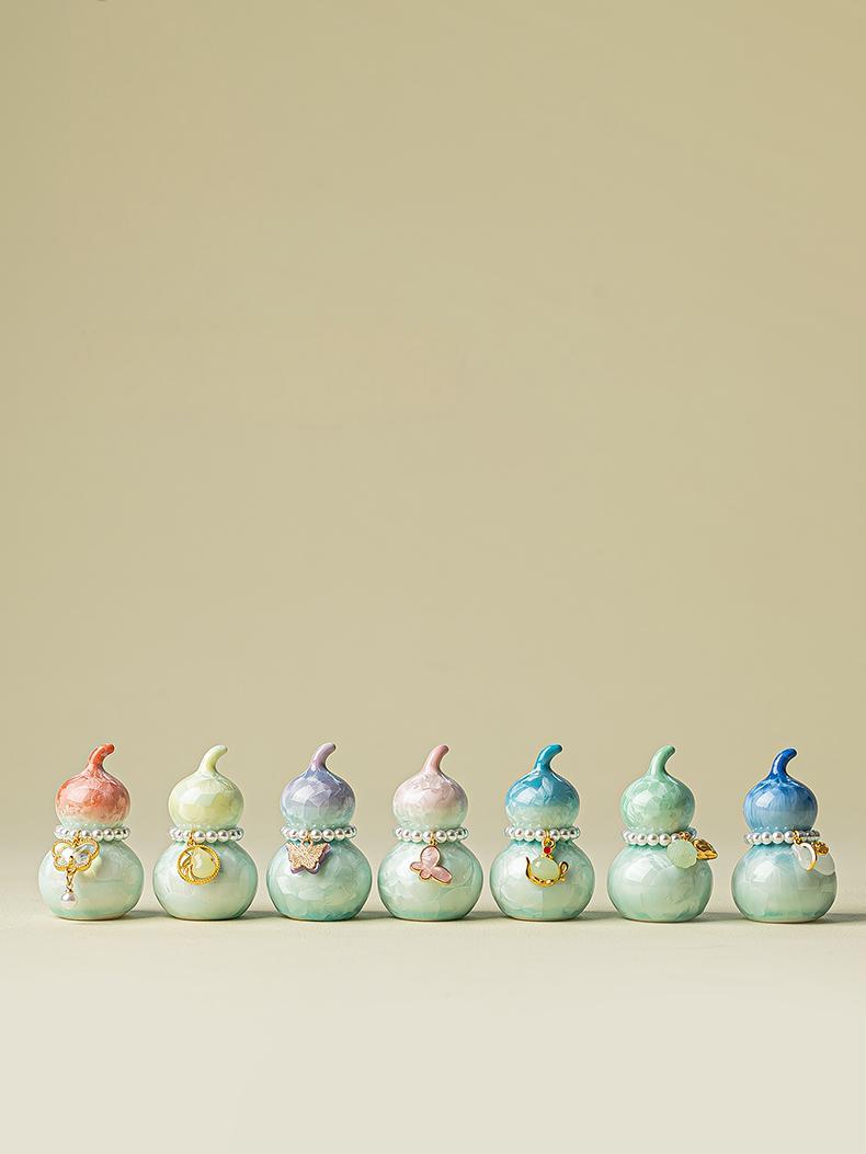 Ceramic Gourd Figurine Gradient Colors