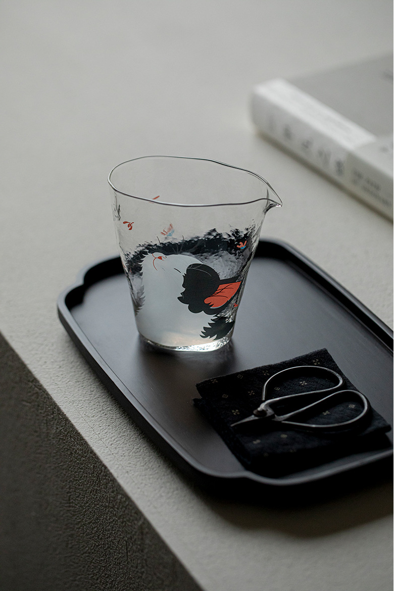 Blissful Cat Glass Pitcher 270ml