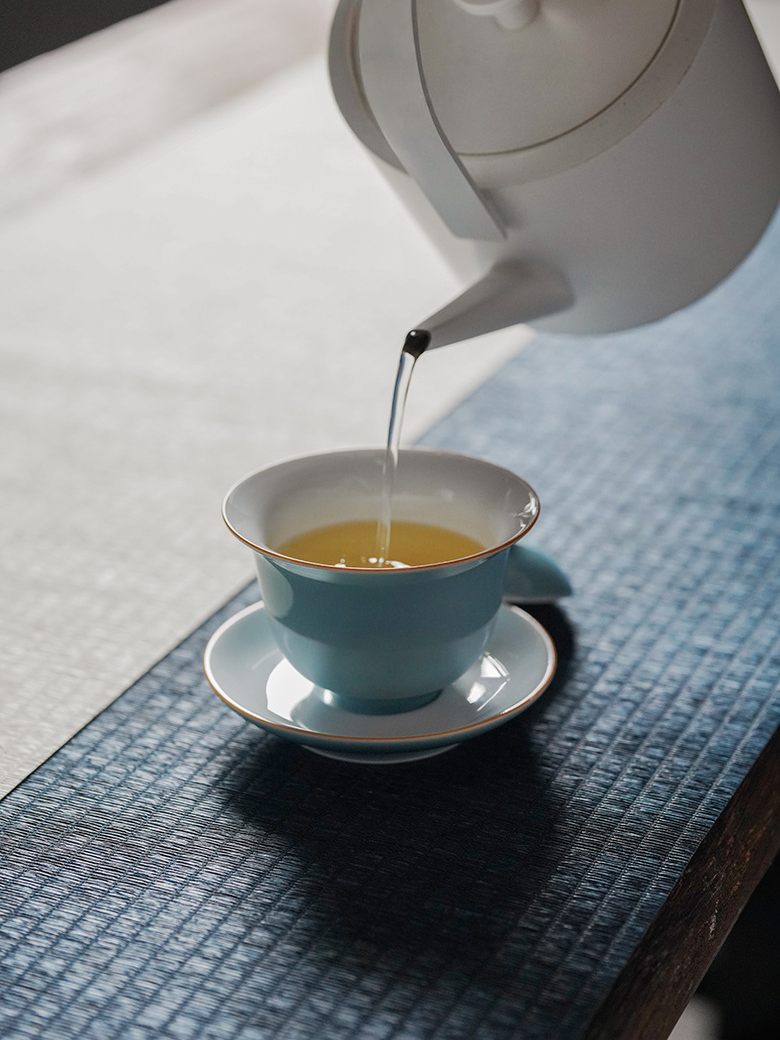 Sky Blue Porcelain Gaiwan