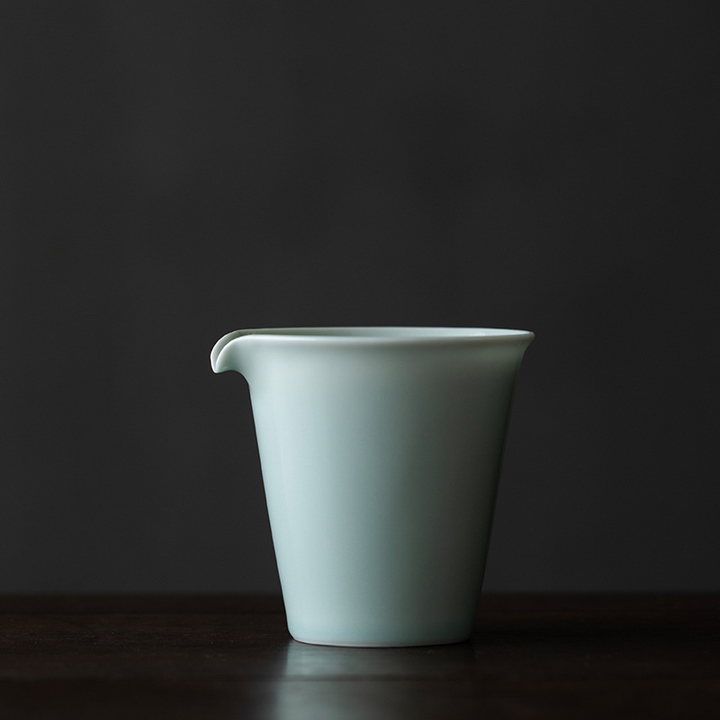Minimal Style Fair Cup, Lake Cyan/Lime White Tea Pitcher 200ml
