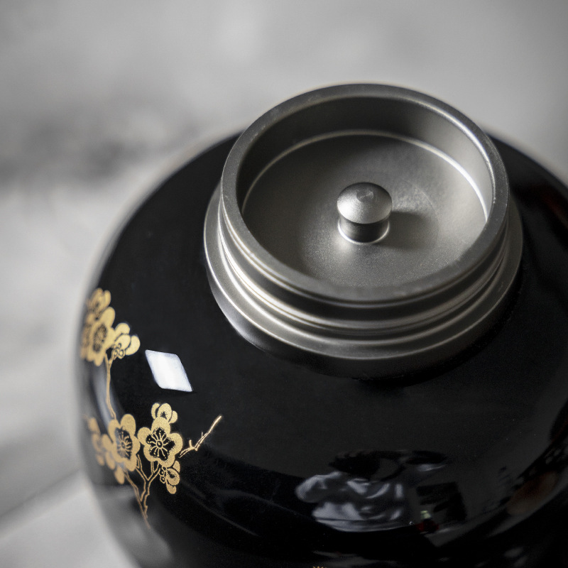 Black Porcelain Tea Canister with Glod Flower Pattern 300ml
