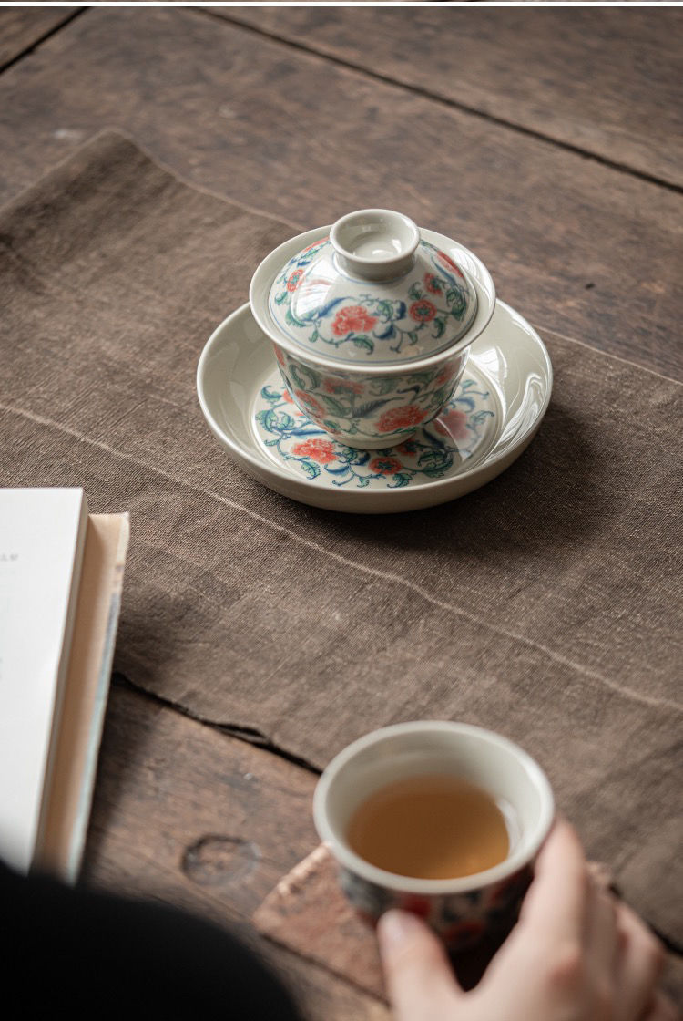 Traditional Lotus Gaiwan with Saucer 150ml