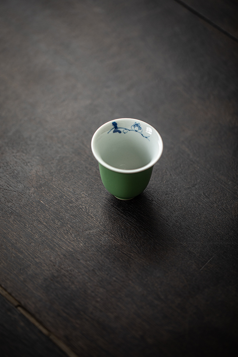 Pine Green Tea Cups Set*4 PCS with Flower Deco