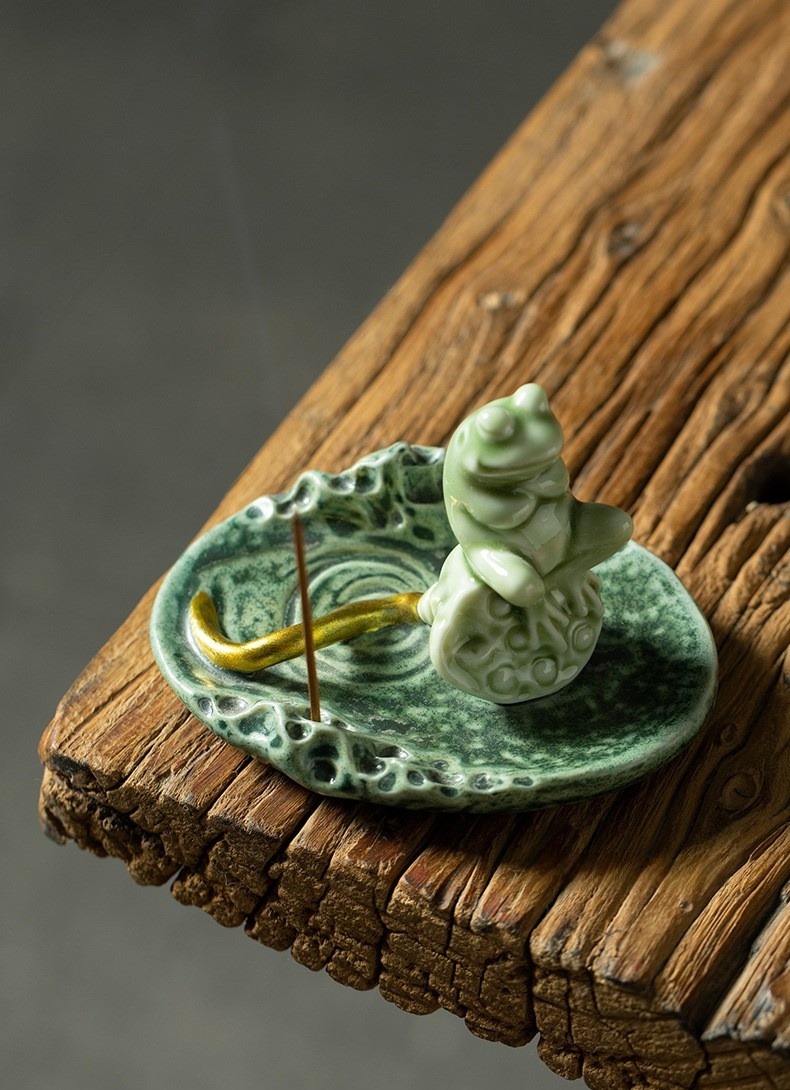 Frog At Ease Ceramic Incense Stick Holder, Funny Incense Set Ornaments