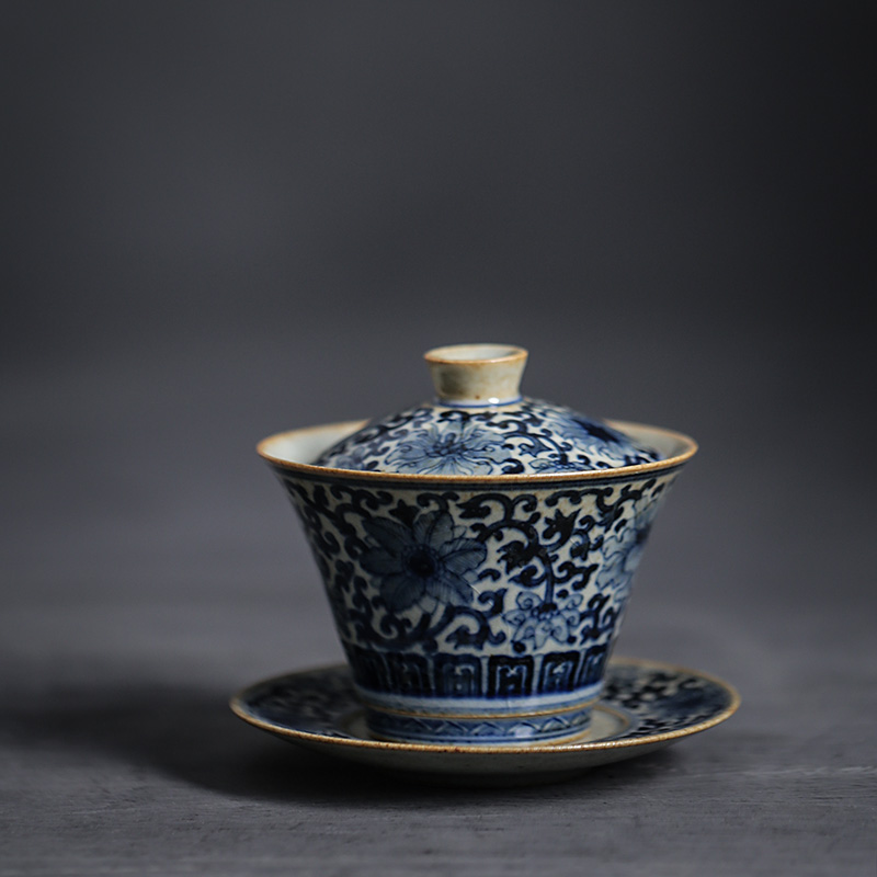 Premium Tea Set of Gaiwan+Saucer, Blue and White Porcelain Aged Clay