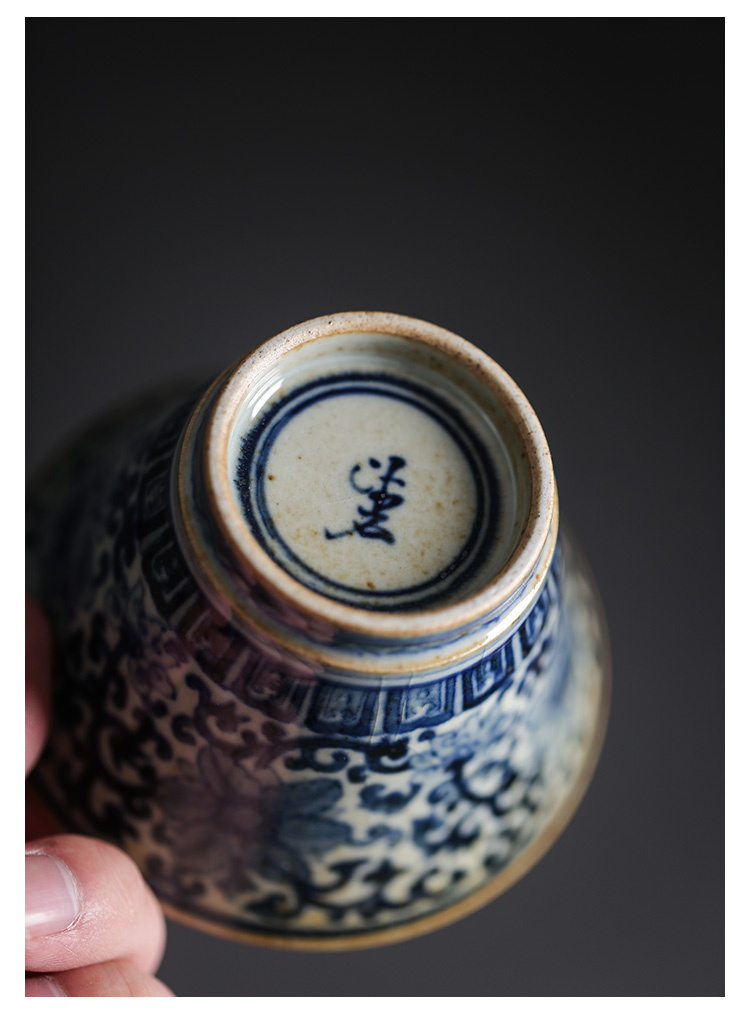 Premium Tea Set of Gaiwan+Saucer, Blue and White Porcelain Aged Clay