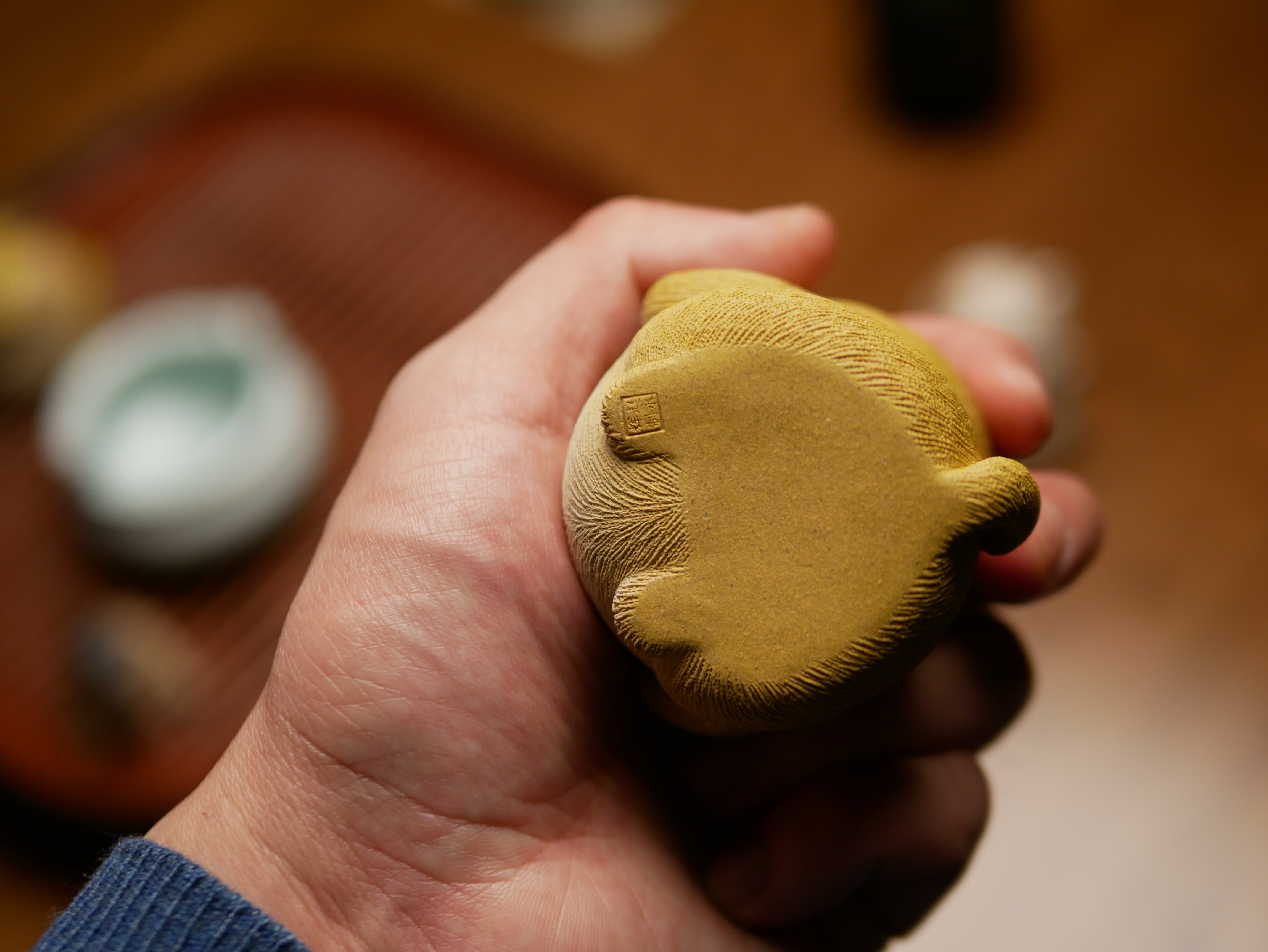 Chubby Smile Cat Figurine, Ceramic Cat Tea Pet