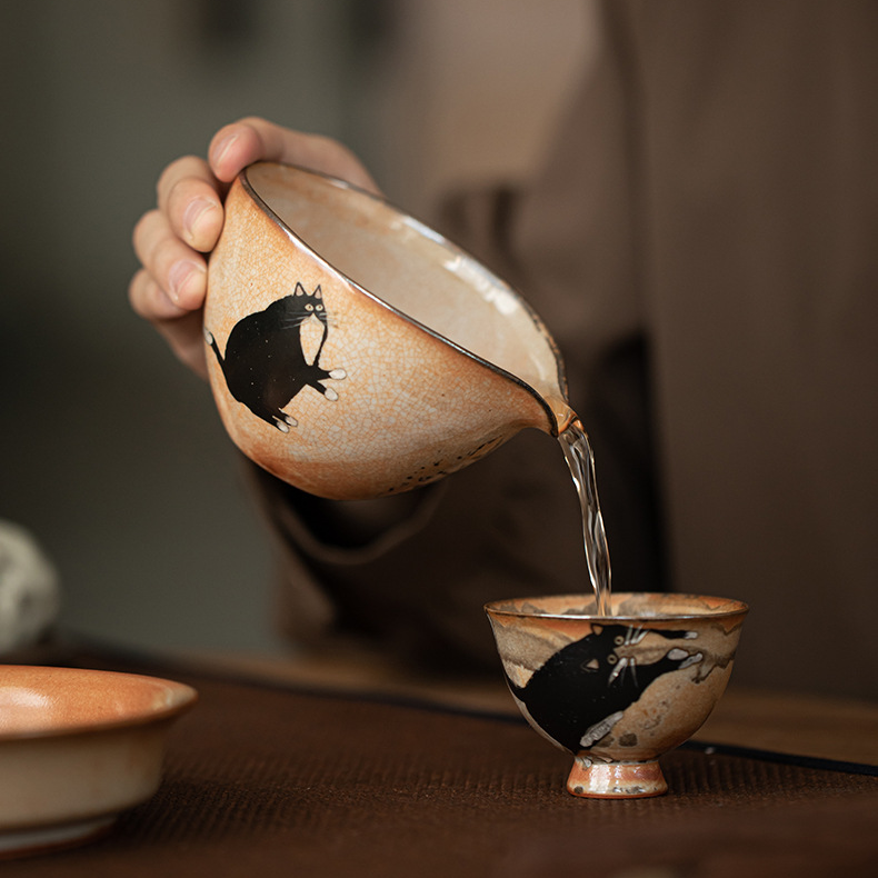 Japanese Shino Ware Style Black Cat Pitcher 160ml