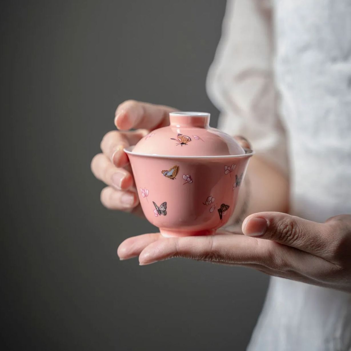 Butterfly Pattern Gaiwan, Multi Color Choice Porcelain 100ml