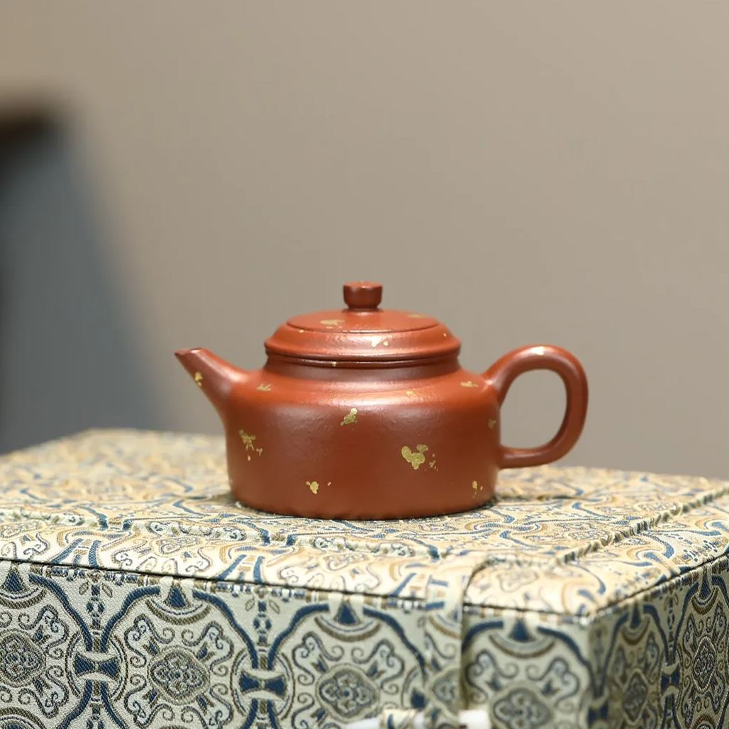 the "Clock of Virtue in Golden", Yixing Purple Clay (Zisha) Teapot, Handmade Kung Fu Teapot 120ml
