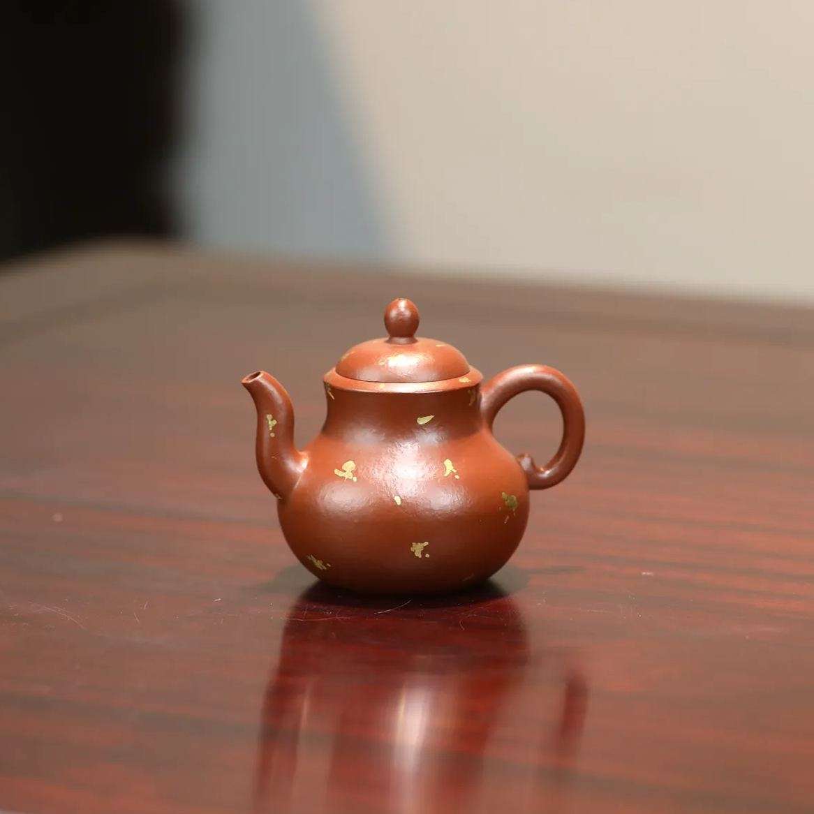 the "Calabash in Golden Leaves", Yixing Purple Clay (Zisha) Teapot, Handmade Gongfu Tea 120ml