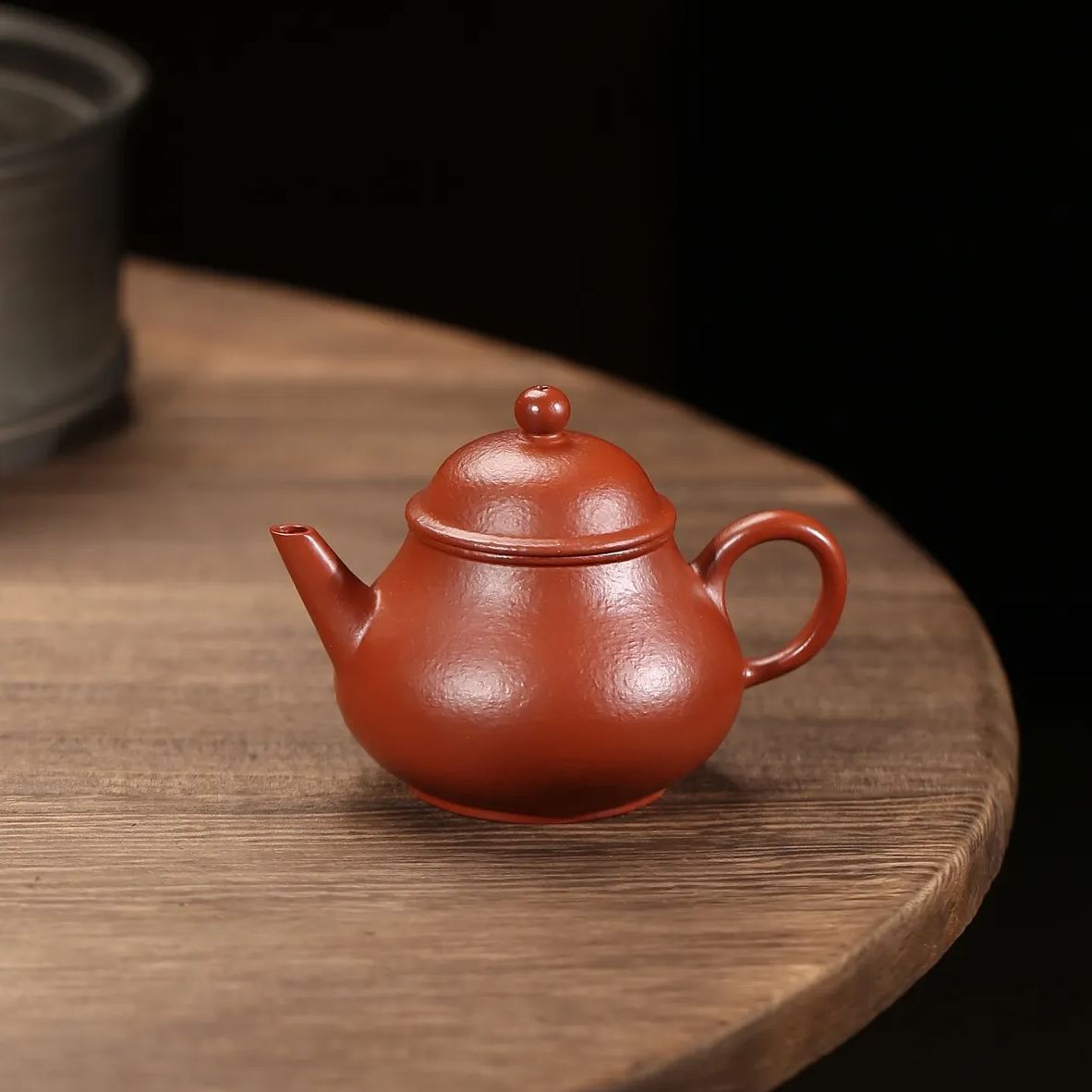 the "Horizontal Guava", Yixing Purple Clay (Zisha) Teapot, Handmade Gongfu Tea 130ml