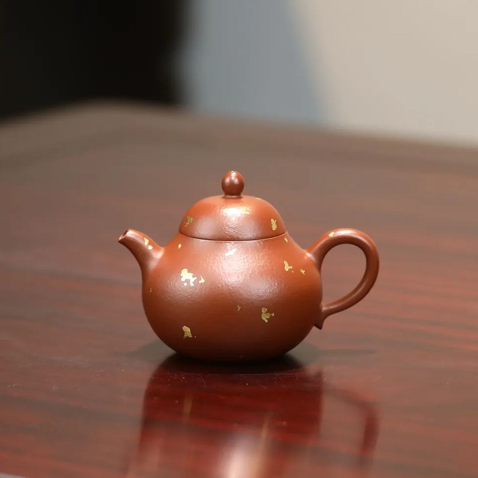 the "Tangli in Golden", Yixing Purple Clay (Zisha) Teapot, Handmade Kung Fu Teapot 120ml