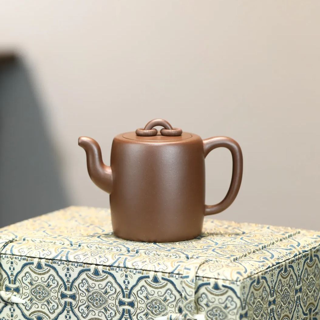 the "Dual Circle", Yixing Purple Clay (Zisha) Teapot 200ml, Handmade Kung Fu Teapot