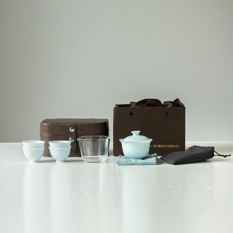 Yingqing Tea Set with Leather Box