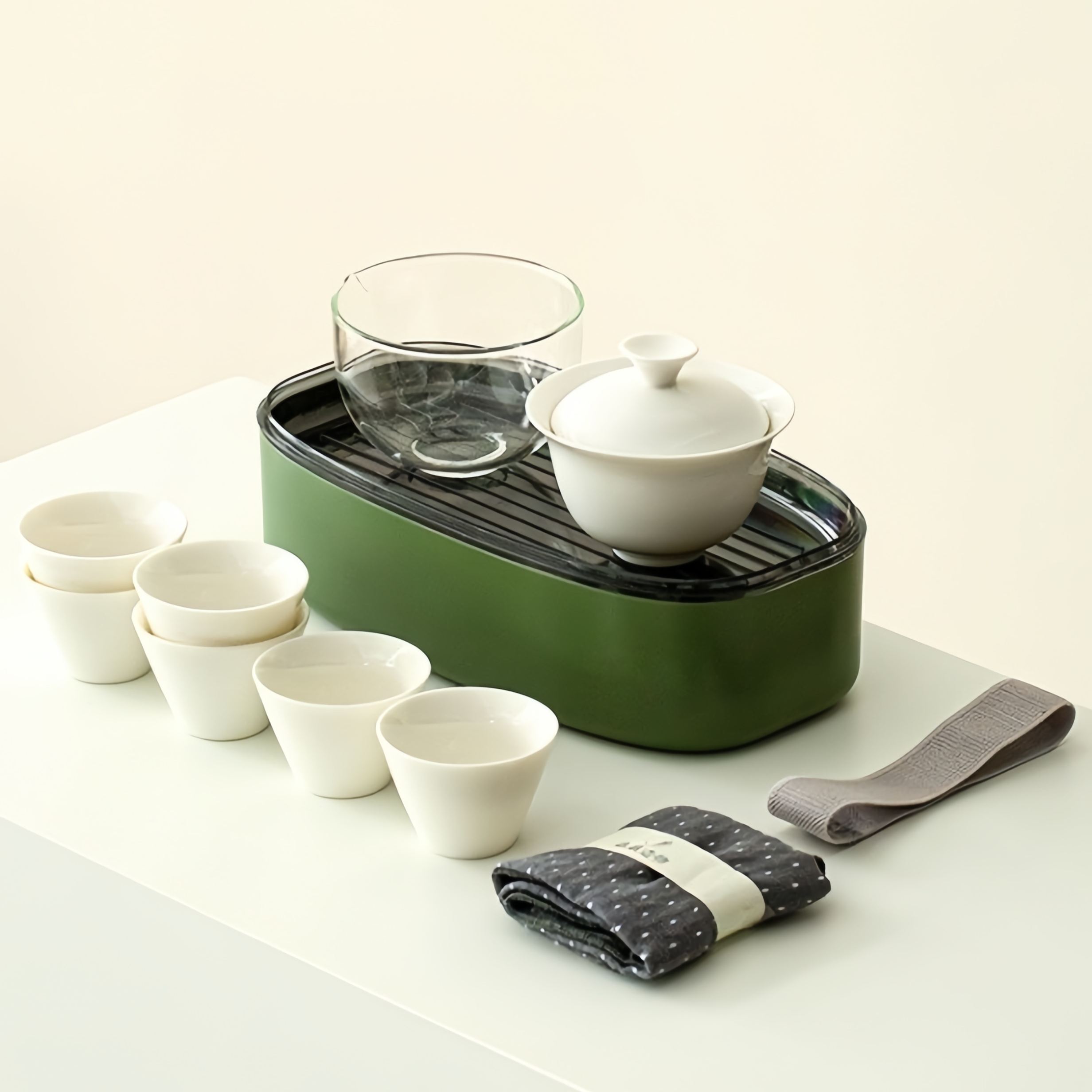 Compact White Porcelain Travel Tea Set 110ml with Multifunctional Case