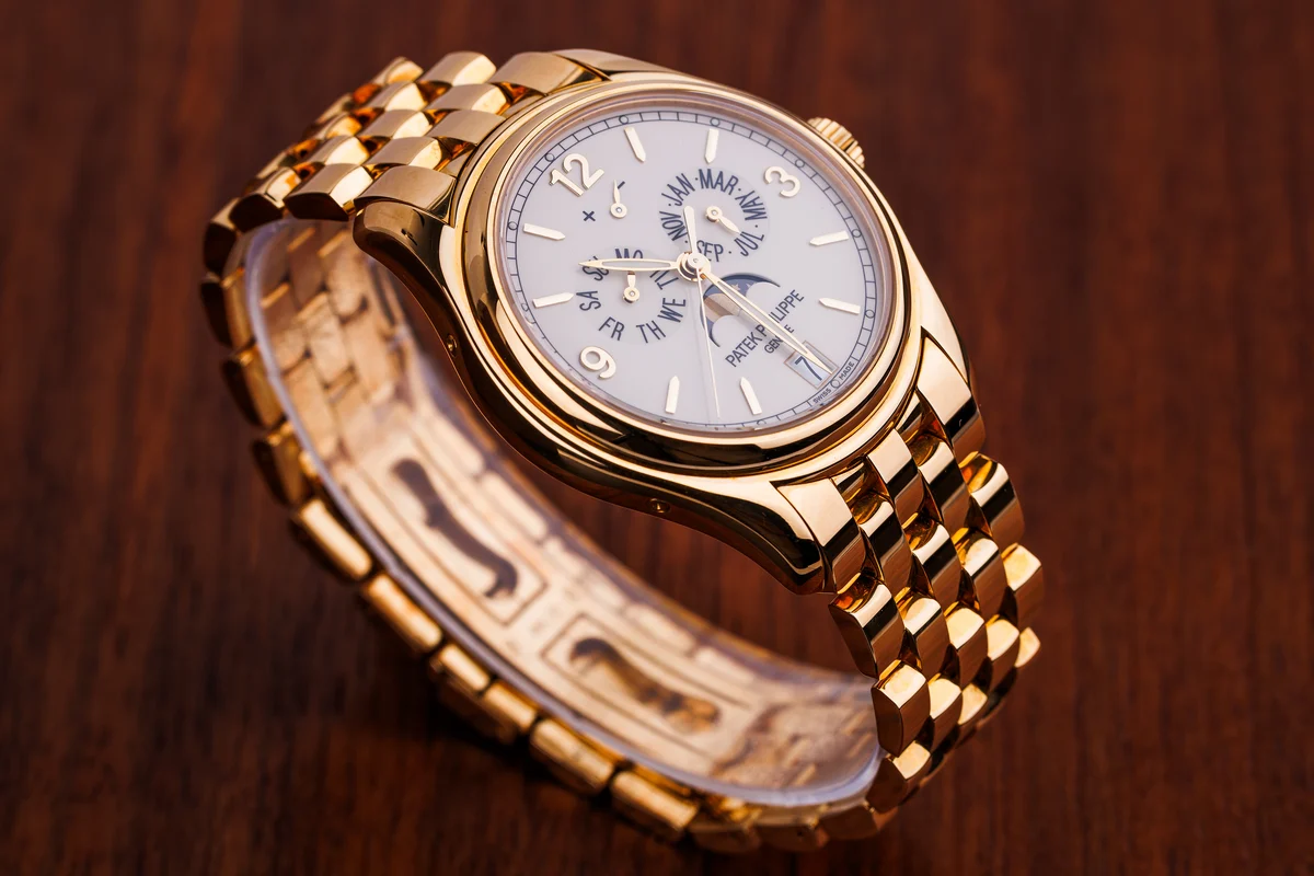 Patek Philippe Calendario Annuale nuovo | REF. 5146/1J-001 | Oro giallo 18K | Automatico | Scatola e documenti originali | 2016