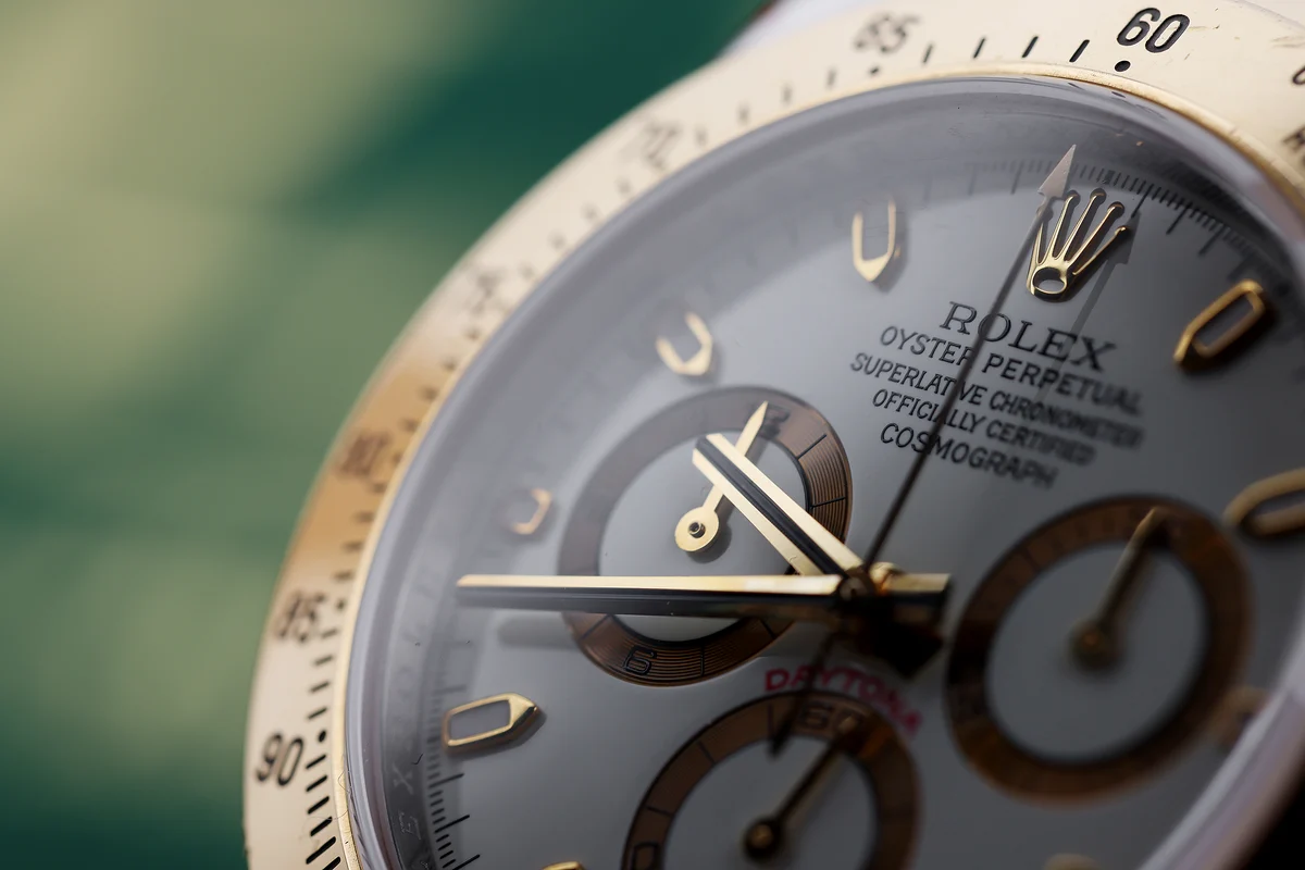 Rolex Daytona | Referenza 116523 | Acciaio inossidabile e oro giallo 18K | Quadrante bianco | Documenti di assistenza Rolex 2025