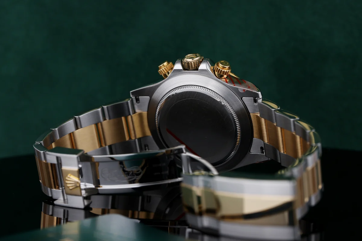 Rolex Daytona | Referenza 116523 | Acciaio inossidabile e oro giallo 18K | Quadrante bianco | Documenti di assistenza Rolex 2025