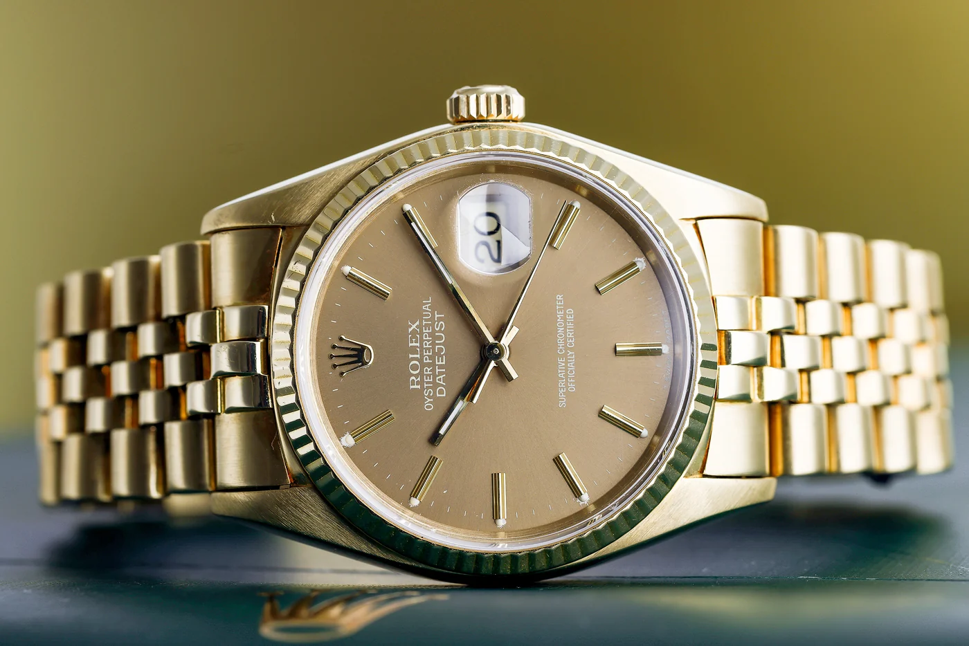 Rolex Datejust | Ref. 16018 | Quadrante champagne bronzo “Ghost” | Oro giallo 18K | 1979