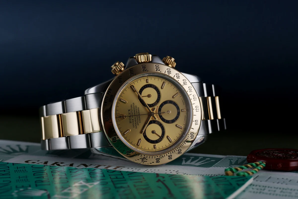 Rolex Daytona Zenith | REF. 16523 | Quadrante dorato | Scatola e documenti originali | 1998 | Acciaio inossidabile e oro giallo 18K