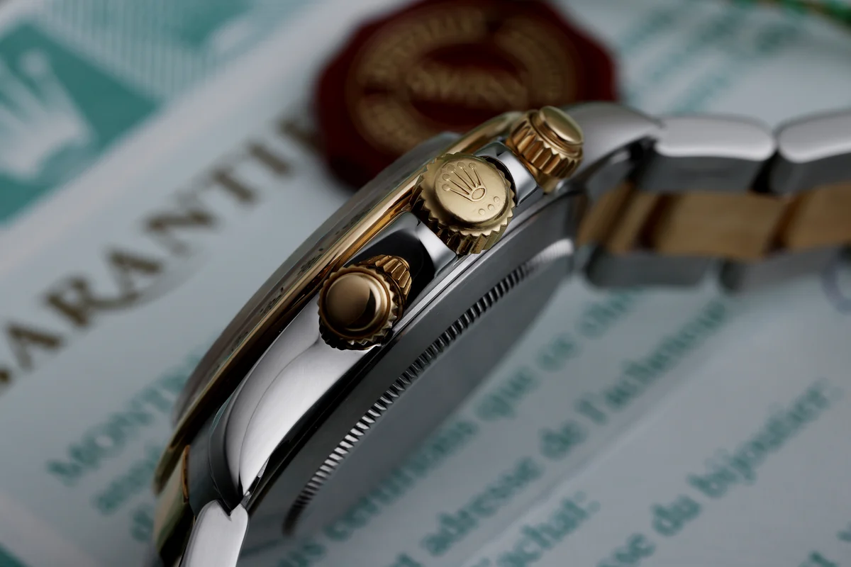 Rolex Daytona Zenith | REF. 16523 | Quadrante dorato | Scatola e documenti originali | 1998 | Acciaio inossidabile e oro giallo 18K