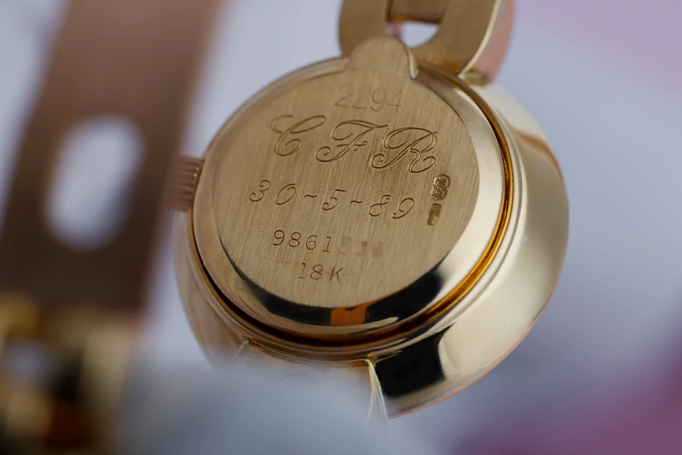 Rolex Cellini Raro | Ref. 2294 | Quadrante con pavé di diamanti e zaffiri | Oro giallo 18K | 21 mm | Scatola e documenti originali | 1987
