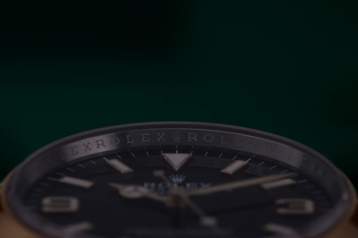 Rolex Explorer 36 | Ref. 124273 | Acciaio Oystersteel e oro giallo 18K | 36 mm | Scatola e documenti originali | 2024