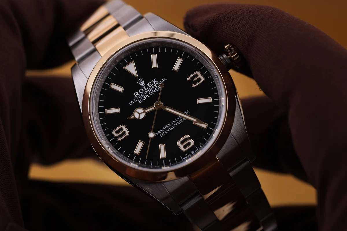 Rolex Explorer 36 | Ref. 124273 | Acciaio Oystersteel e oro giallo 18K | 36 mm | Scatola e documenti originali | 2024