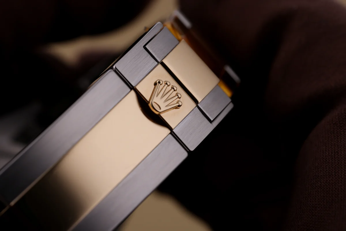 Rolex Explorer 36 | Ref. 124273 | Acciaio Oystersteel e oro giallo 18K | 36 mm | Scatola e documenti originali | 2024
