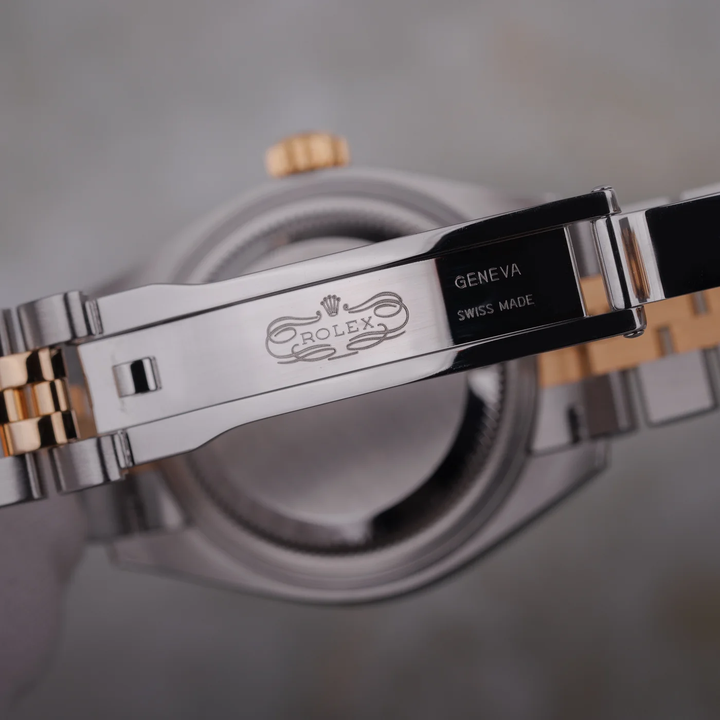 Rolex Lady-Datejust 28 | Ref. 279173 | Quadrante Argentato | 28 mm | Acciaio e Oro Giallo 18 Carati | Scatola e Documenti Originali | 2018