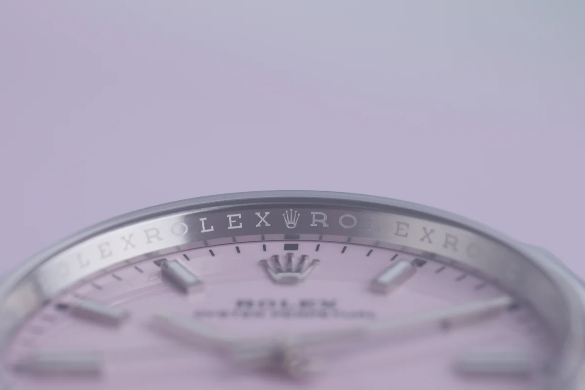 Rolex Oyster Perpetual 36 nuovo | REF. 126000 | Rosa Candy | Scatola e documenti completi | 2023 | Acciaio inossidabile