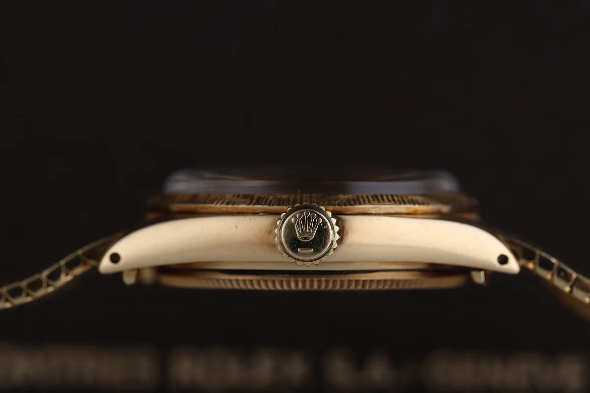 Rolex Oyster Perpetual raro – Quadrante Sultan Qaboos dell'Oman | REF. 6744 | Oro giallo 18K | 1973