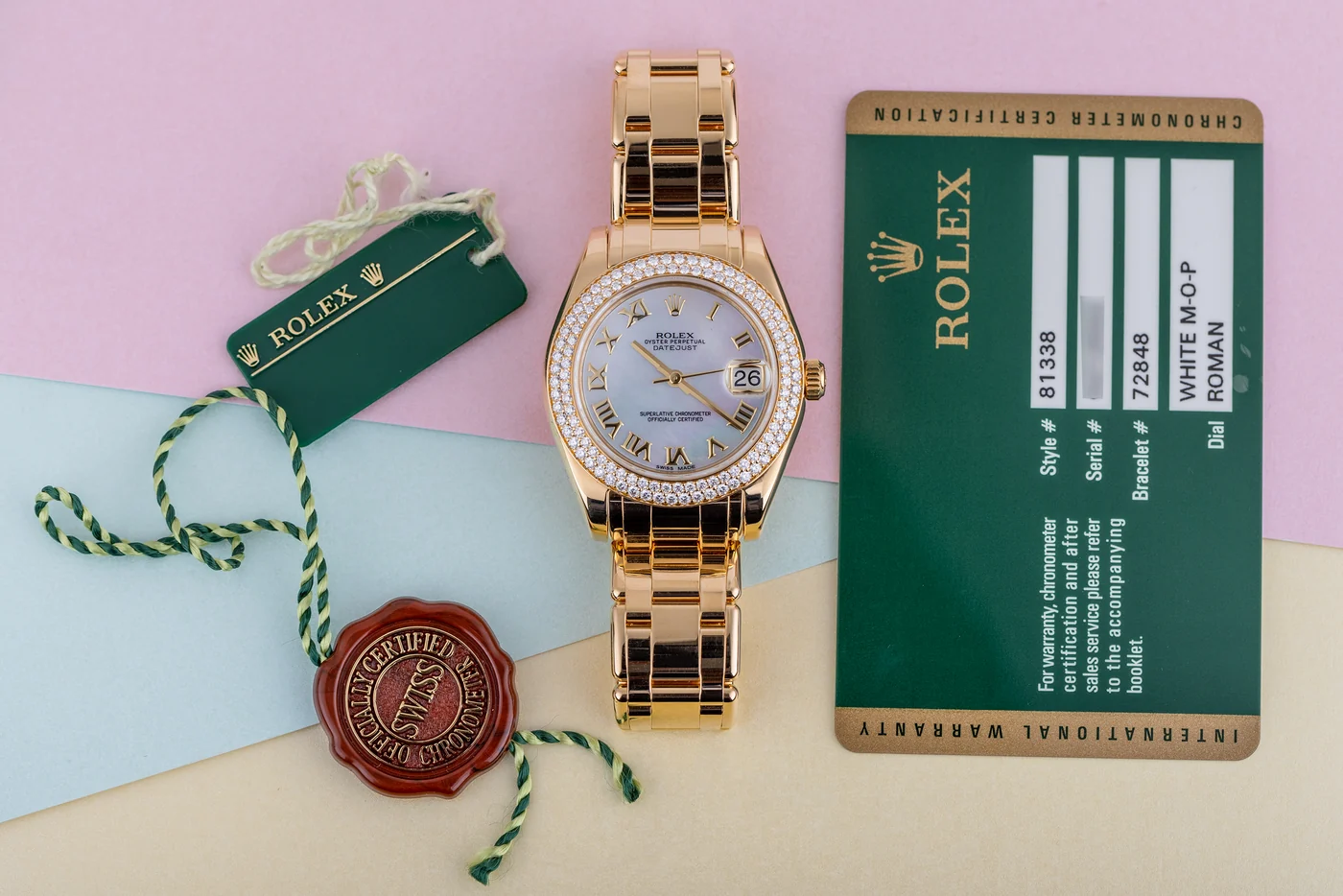 Rolex Pearlmaster Datejust 34 | REF. 81338 | Quadrante in madreperla con numeri romani | Lunetta a doppia fila di diamanti | Scatola e documenti originali | 2012 | Oro giallo 18K