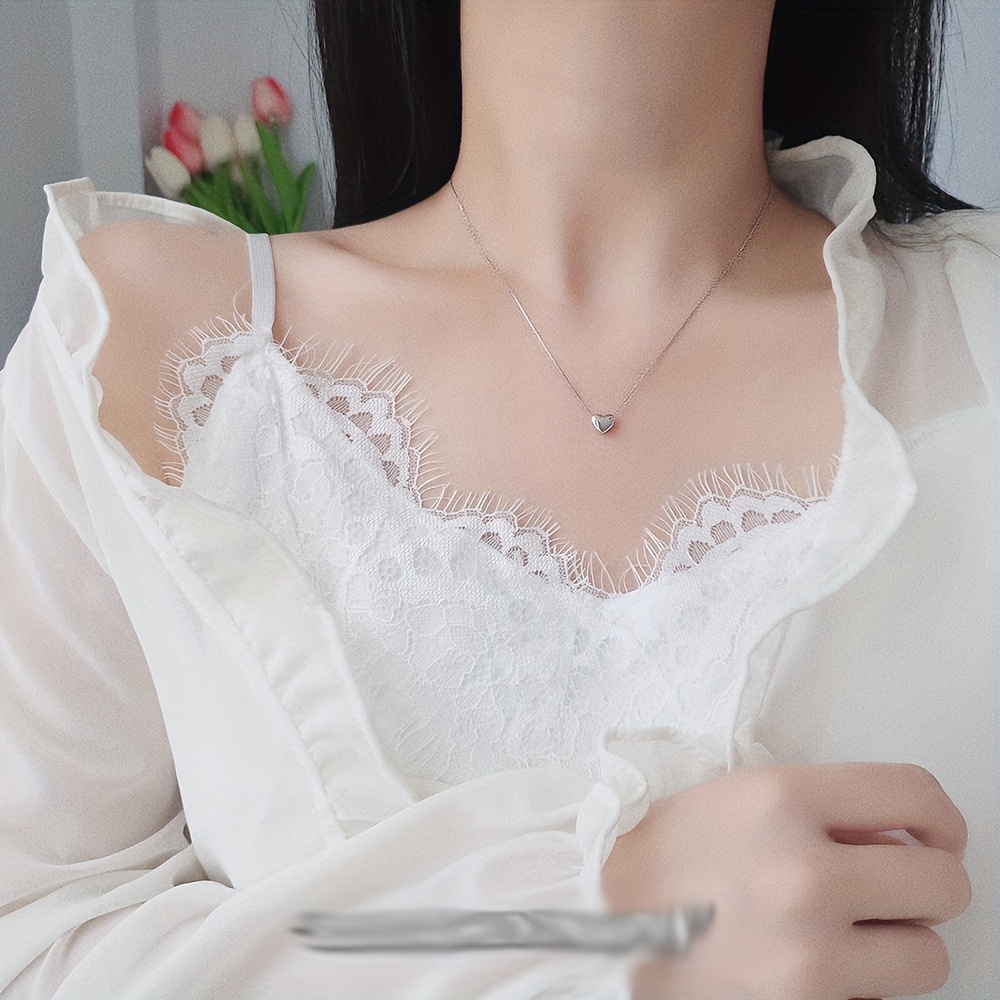 Collana con ciondolo a forma di cuore lucido 3D in argento sterling 925. Catena semplice con clavicola d'amore, colore argento