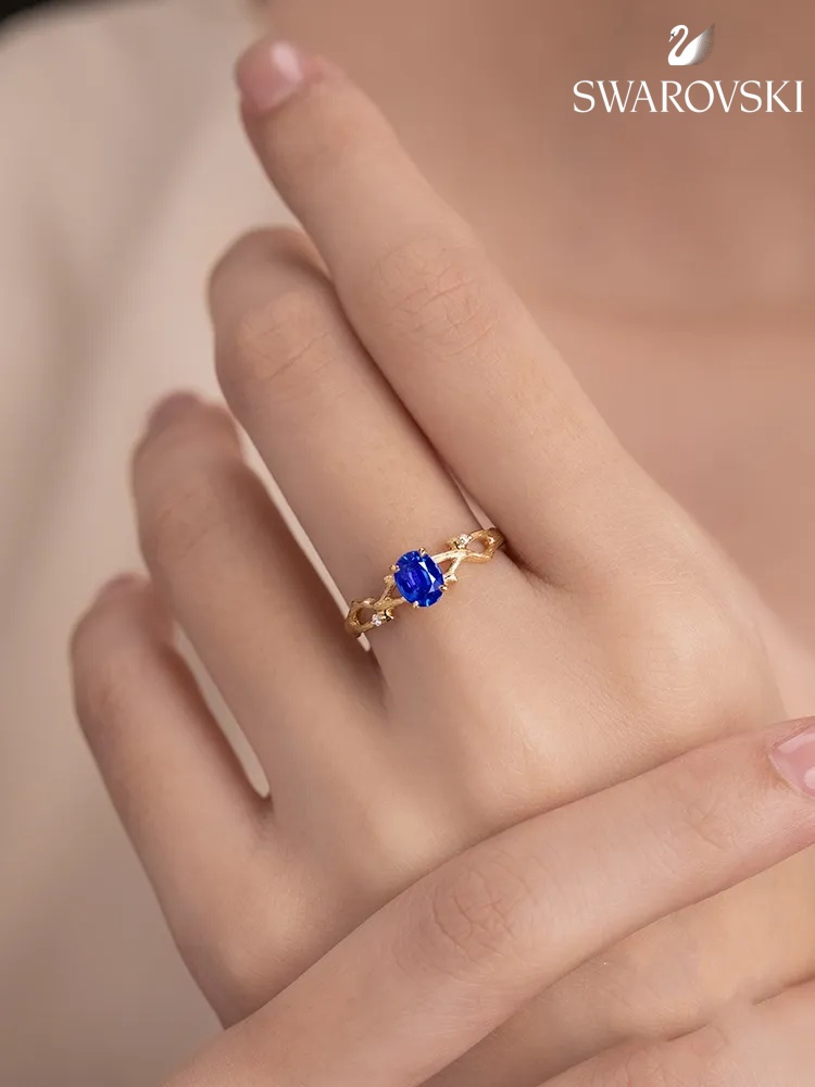 Δαχτυλίδι με διαμάντια από ζαφείρι, φωτίζει τα αστέρια για αγάπη