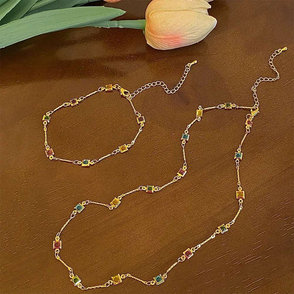 Káprázatos elegancia - Erzsébet 14K arany nyaklánc