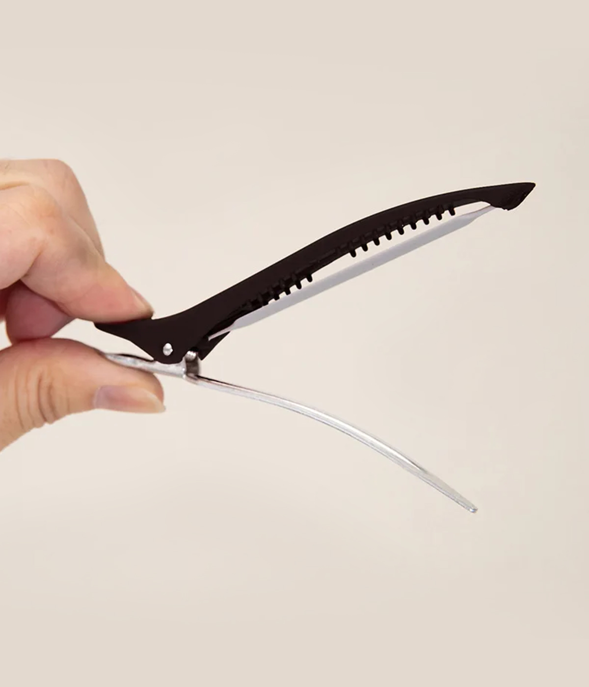 Pinup Plastic Duck Bill Hair Clips for Sectioning Hair (6 pcs)