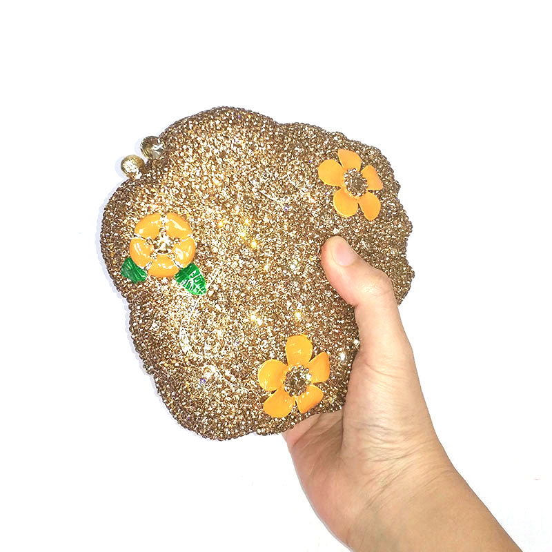 Classical Flower Clutch