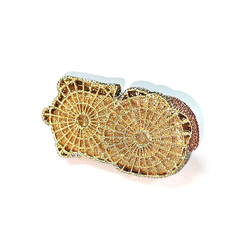 Mysterious messenger