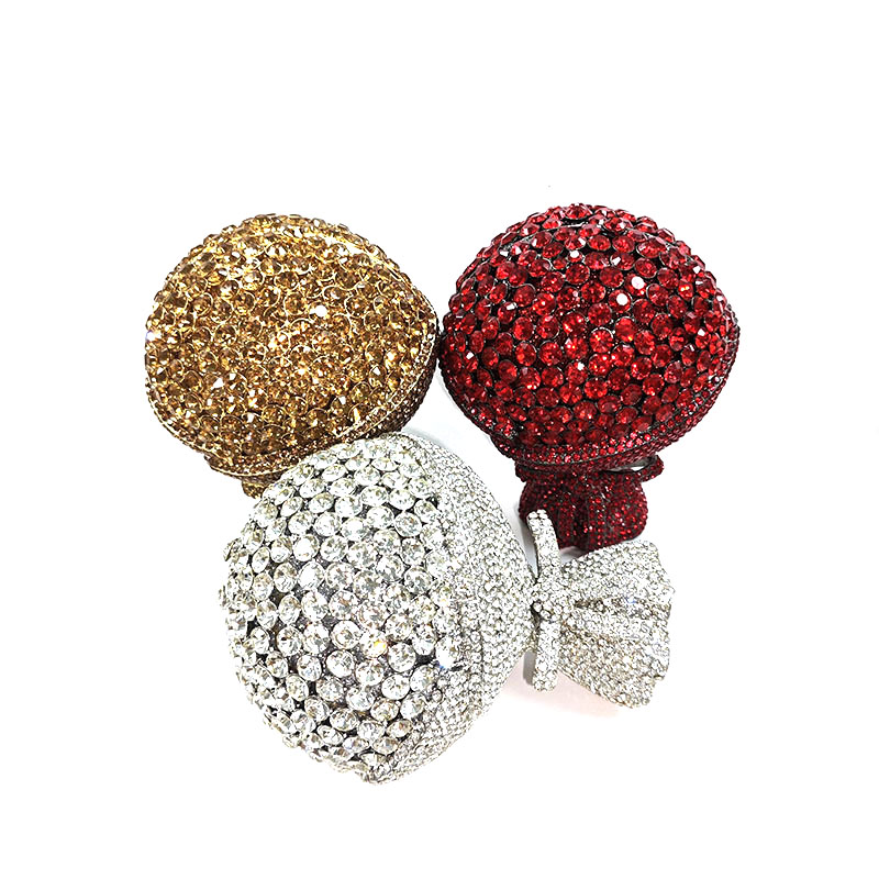 Tiny Bouquet Clutch