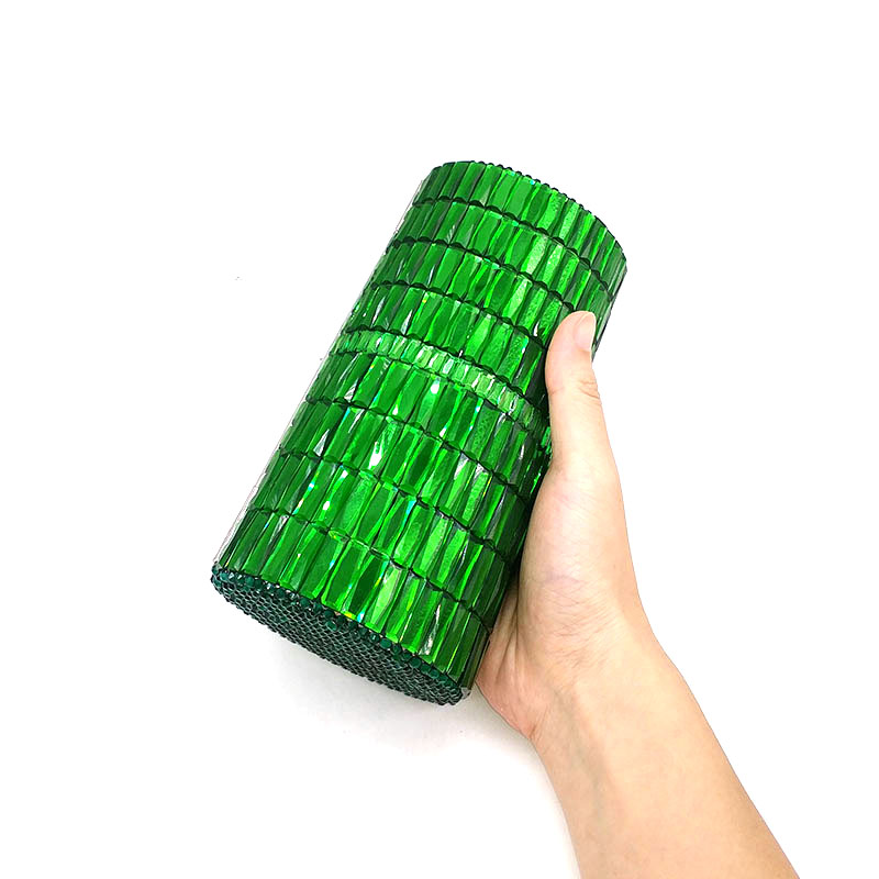 Classical Full Crystal Clutch