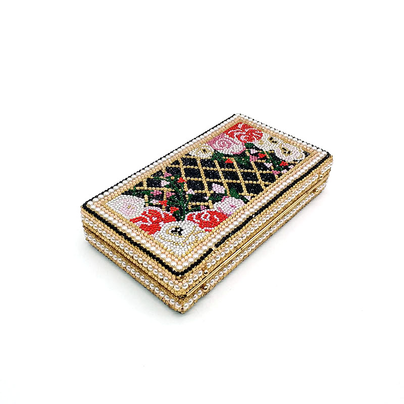 Classical Rose Clutch