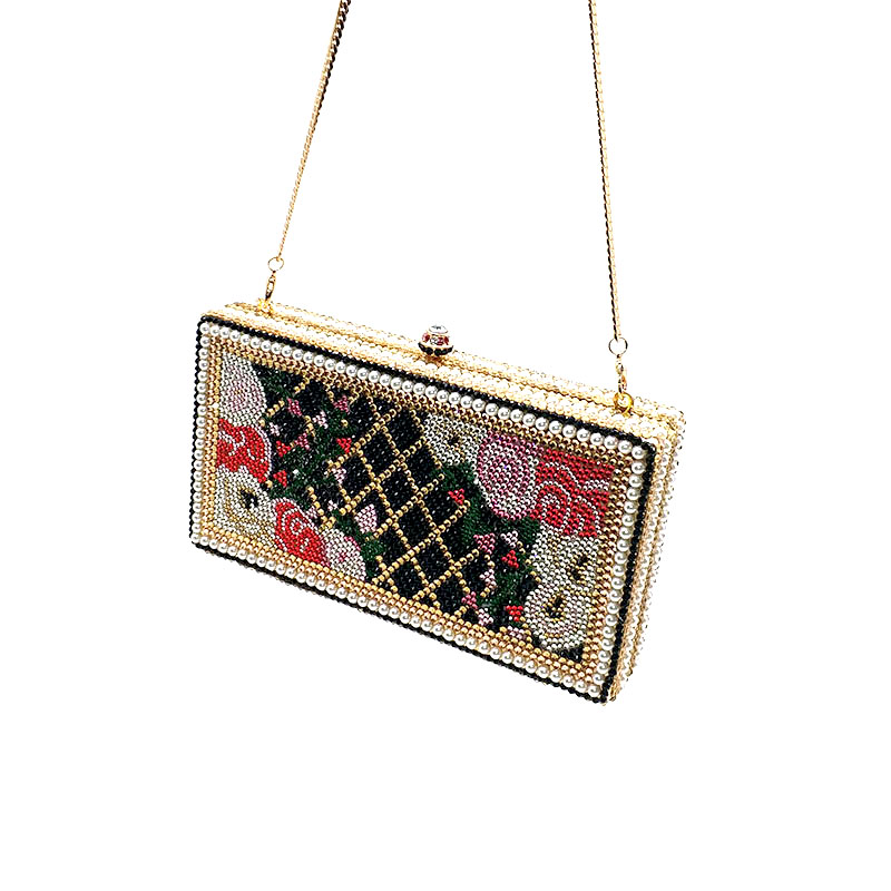Classical Rose Clutch