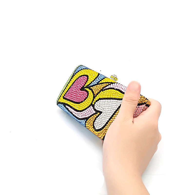 Cartoon Heart Clutch